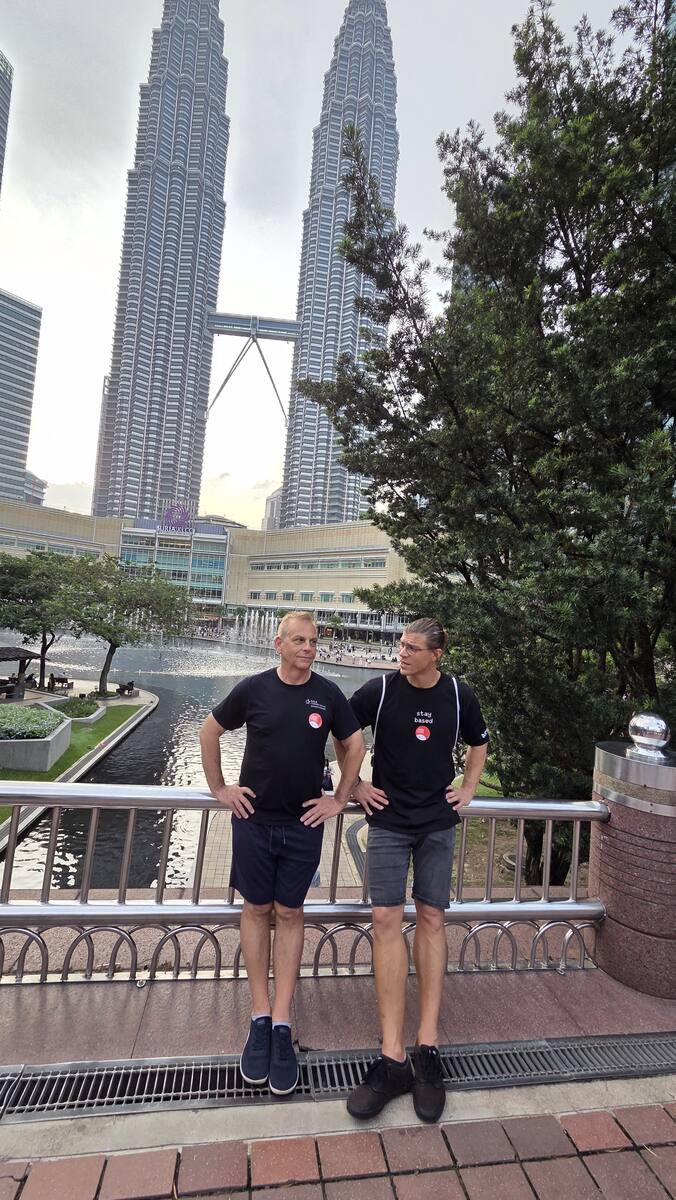 Petronas Towers za dnia